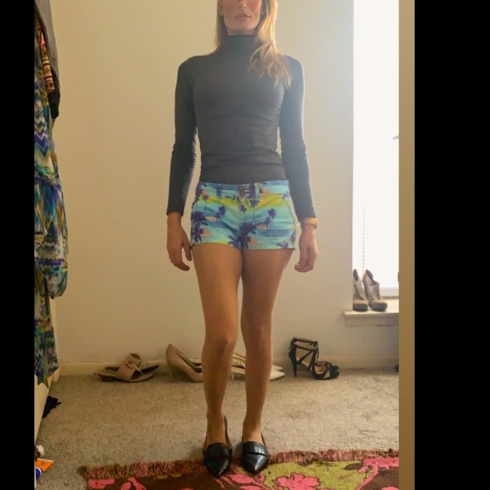 Tropical design shorts